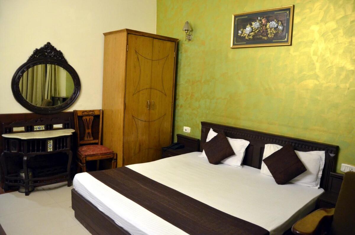 Hotel City Paradise Csandígarh Kültér fotó